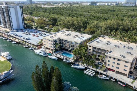 2600 NE 135th St 3C-A North Miami FL 33181