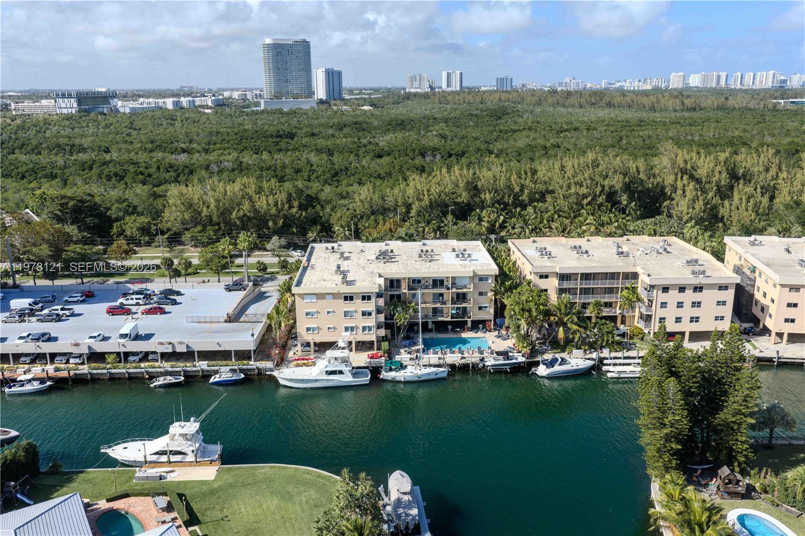 MARINA PARK CONDO PH I - Residential