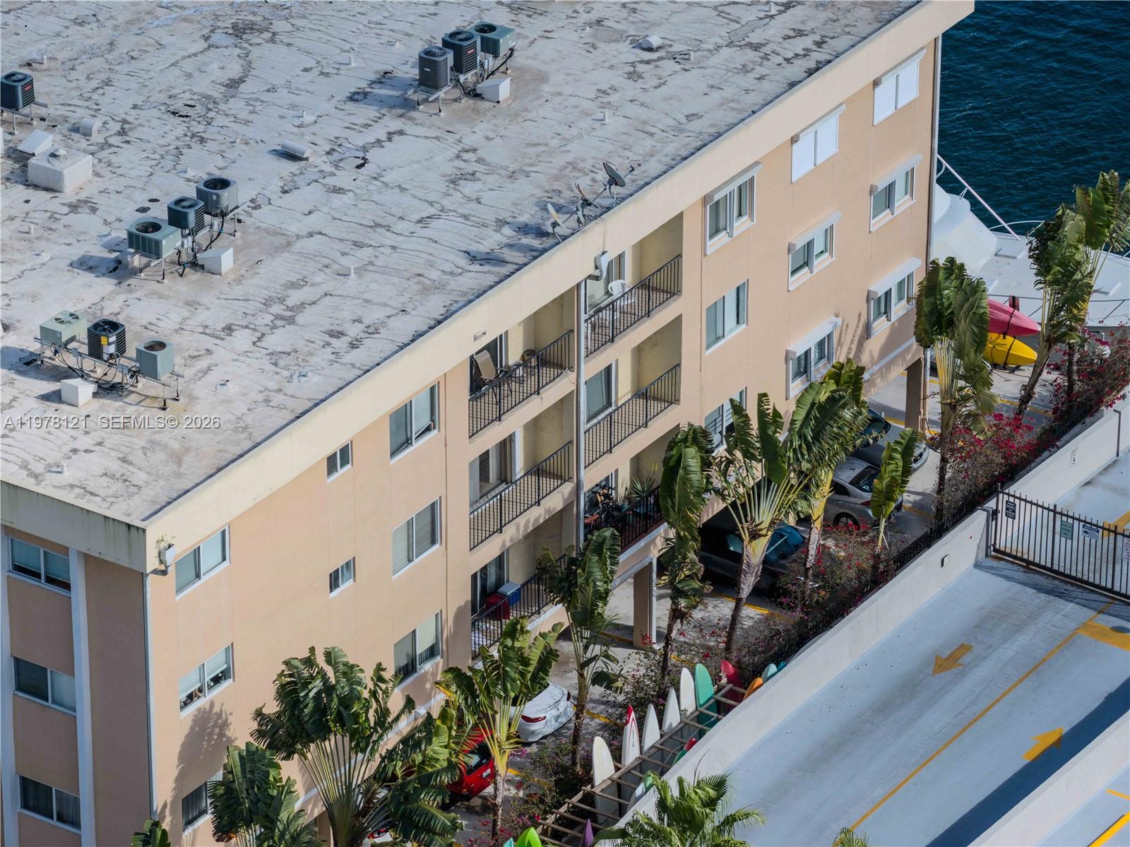 MARINA PARK CONDO PH I - Residential