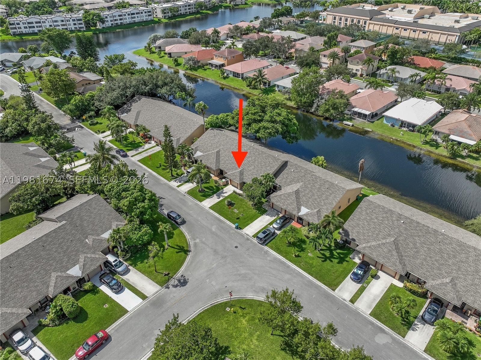 7641 NW 99th Ave