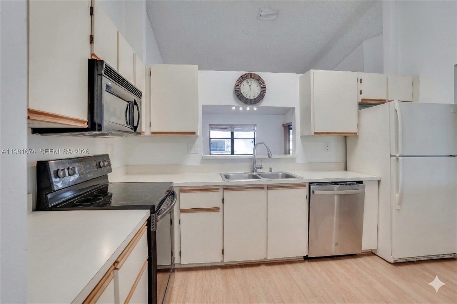 SPRINGLAKE II - Residential