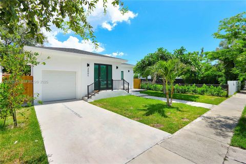 2001 SW 22nd Ter Miami FL 33145