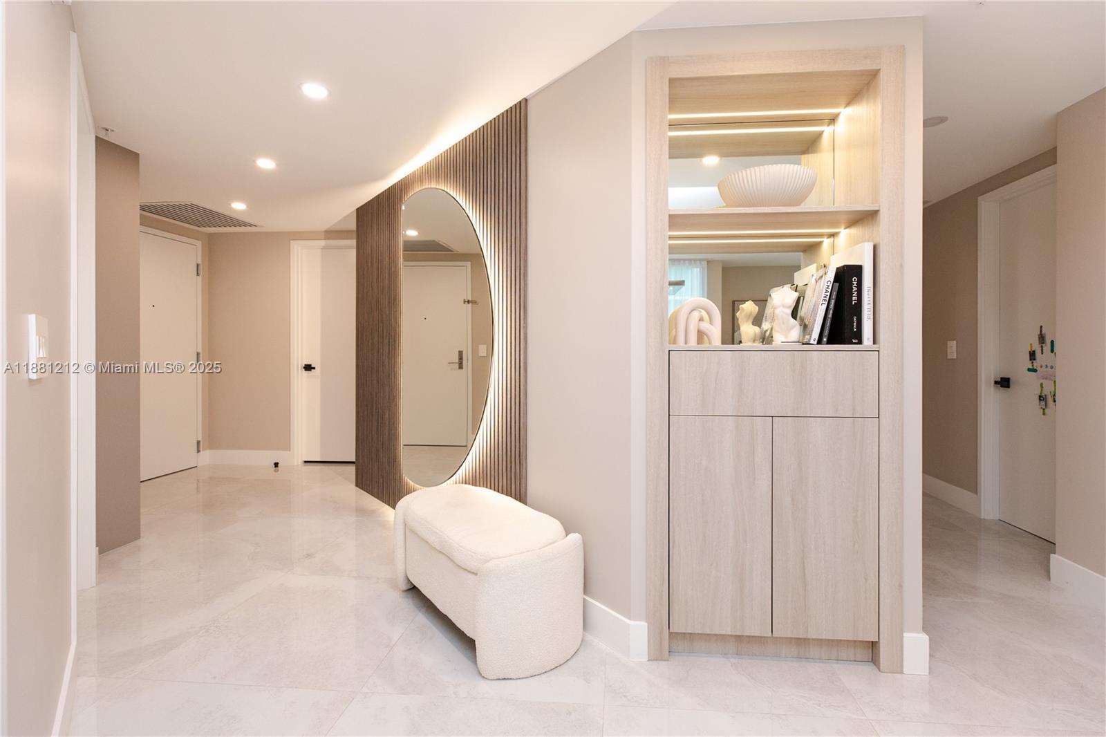 PARQUE TOWERS CONDO - Residential