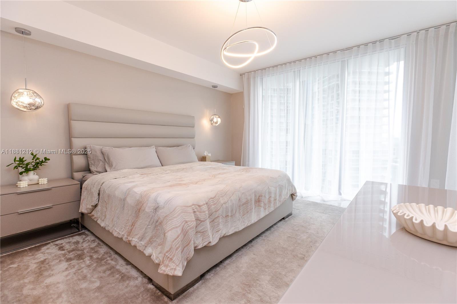 PARQUE TOWERS CONDO - Residential