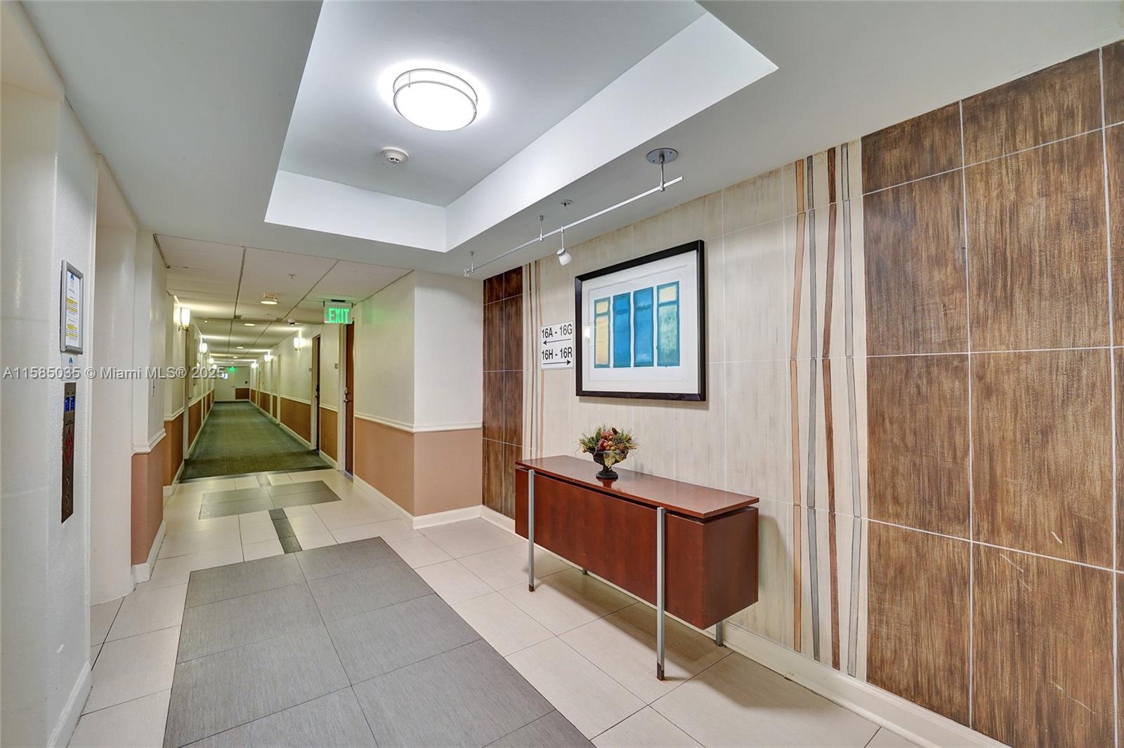 SIAN OCEAN RESIDENCES CON - Residential Lease