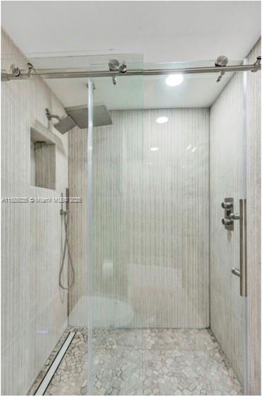 SIAN OCEAN RESIDENCES CON - Residential Lease