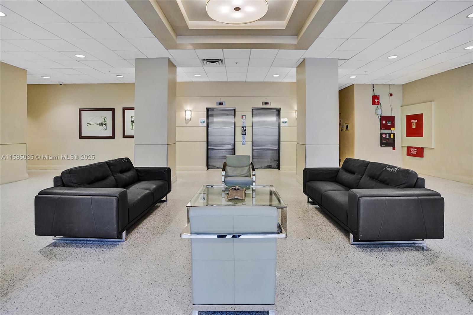 SIAN OCEAN RESIDENCES CON - Residential Lease