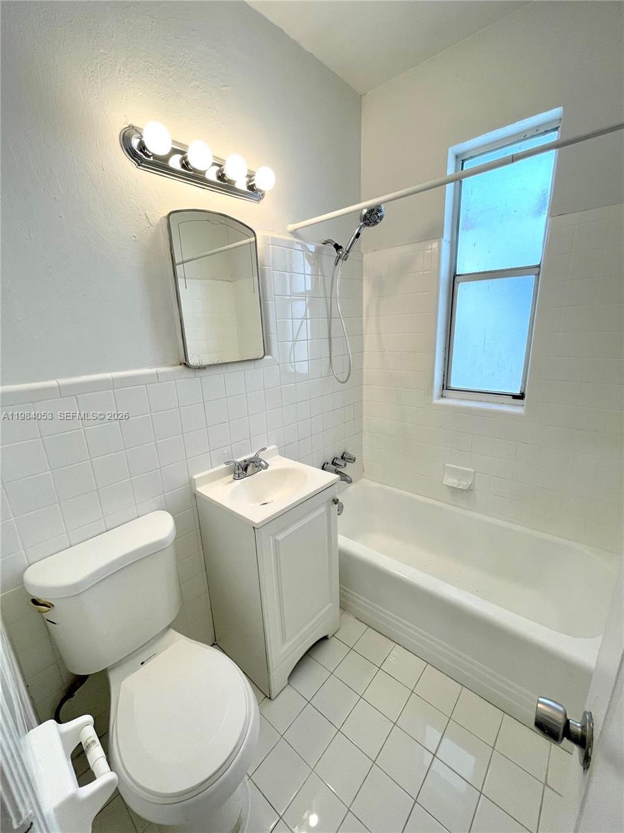 OCEAN BEACH ADDN NO 3 - Residential Lease