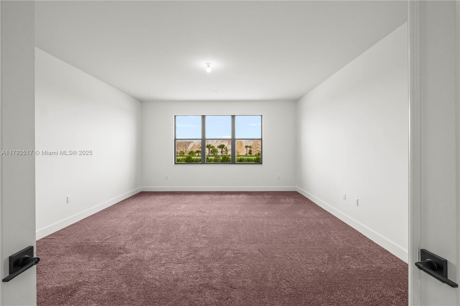 AVENIR POD - Residential Lease