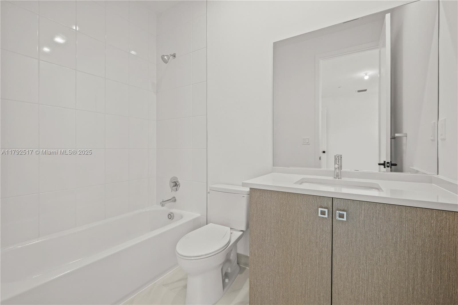 AVENIR POD - Residential Lease