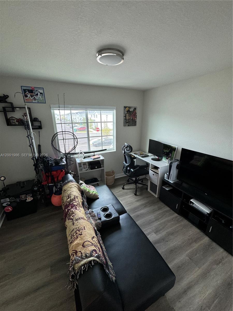 COSTA BLANCA VILLAS - Residential Lease