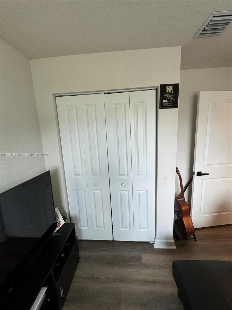 COSTA BLANCA VILLAS - Residential Lease