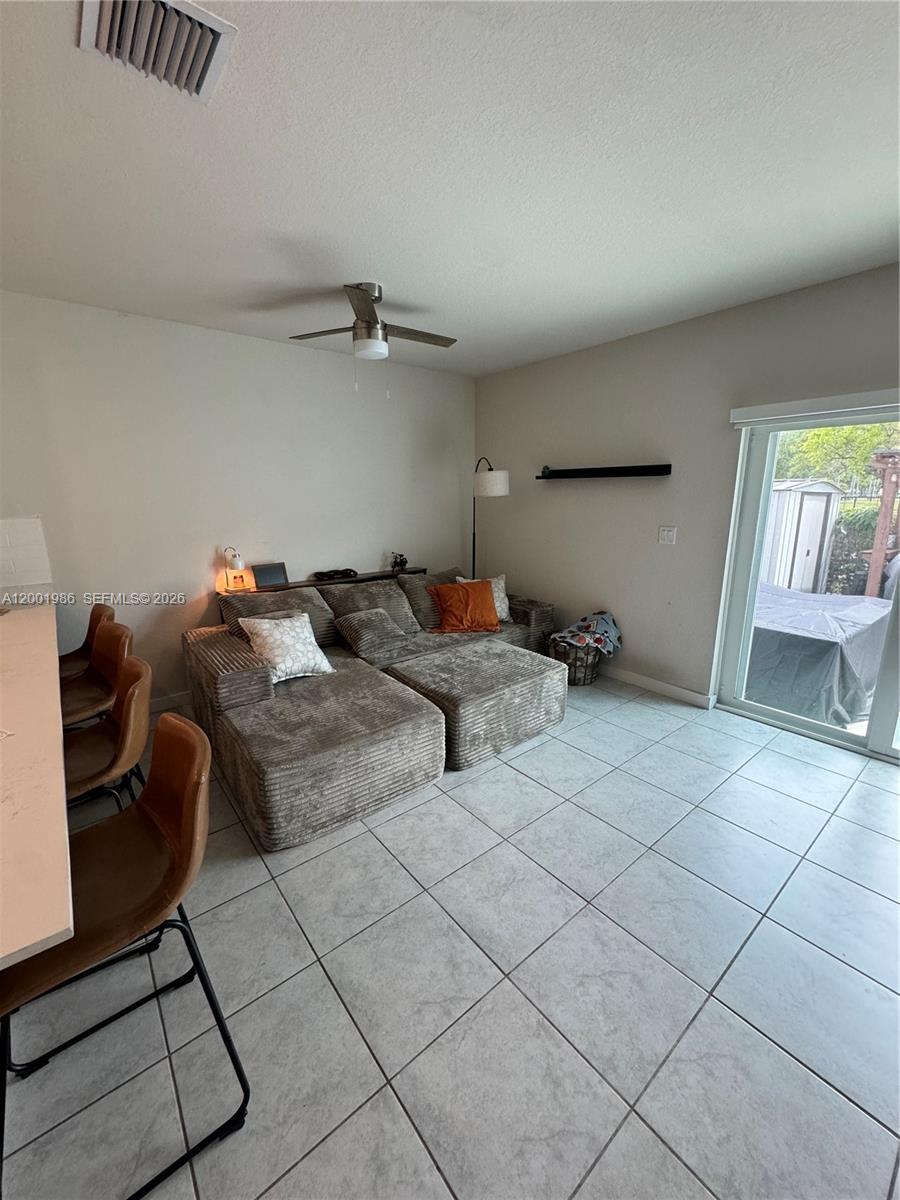 COSTA BLANCA VILLAS - Residential Lease