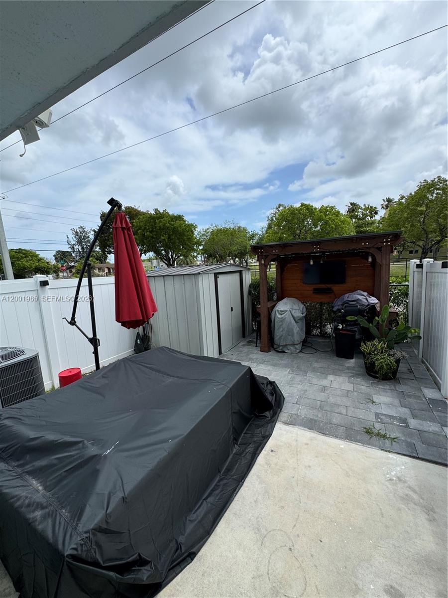 COSTA BLANCA VILLAS - Residential Lease