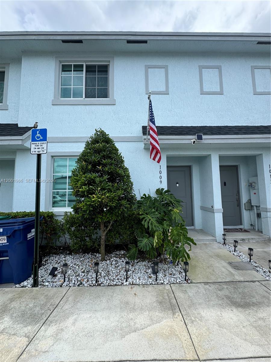 COSTA BLANCA VILLAS - Residential Lease