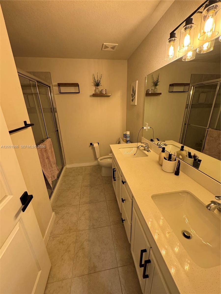 COSTA BLANCA VILLAS - Residential Lease