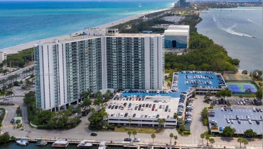 ARLEN HOUSE EAST CONDO - Residential