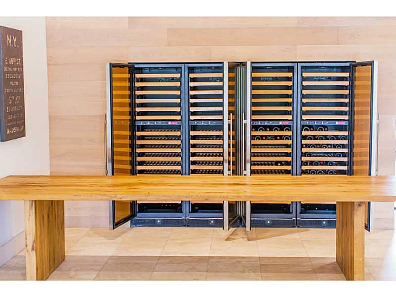 5 55 41 GABLES ESTS NO 3 - Residential