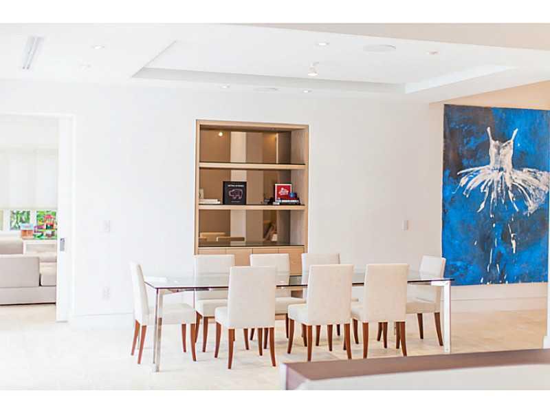 5 55 41 GABLES ESTS NO 3 - Residential