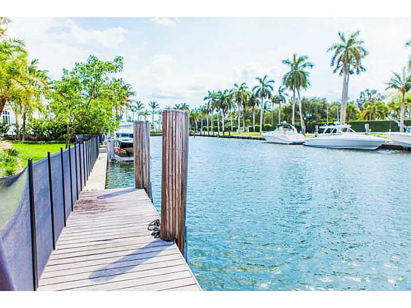 5 55 41 GABLES ESTS NO 3 - Residential