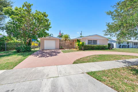 Tiny photo for 8740 SW 191st St, Cutler Bay, FL 33157 (MLS # A12062156)