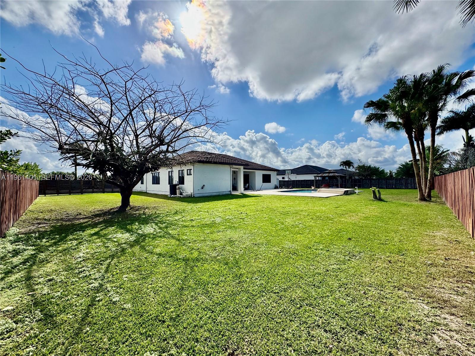 EMERALD GREENS SUB - Residential