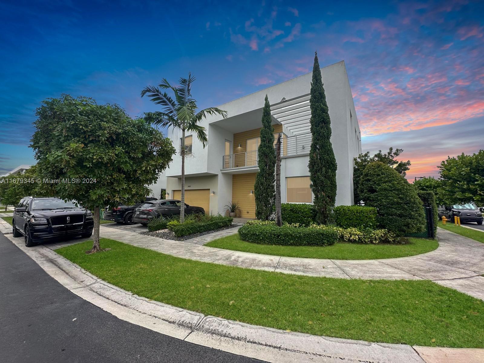 DORAL COMMONS RESIDENTIAL - Residential