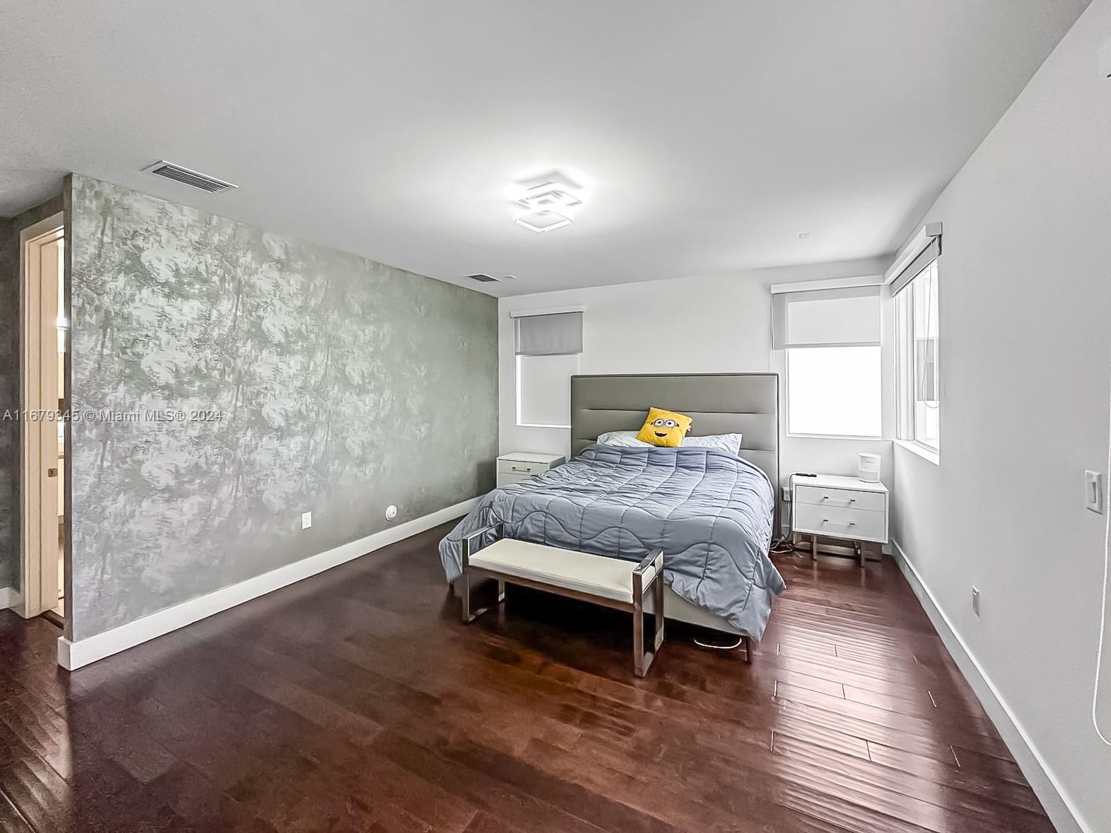 DORAL COMMONS RESIDENTIAL - Residential