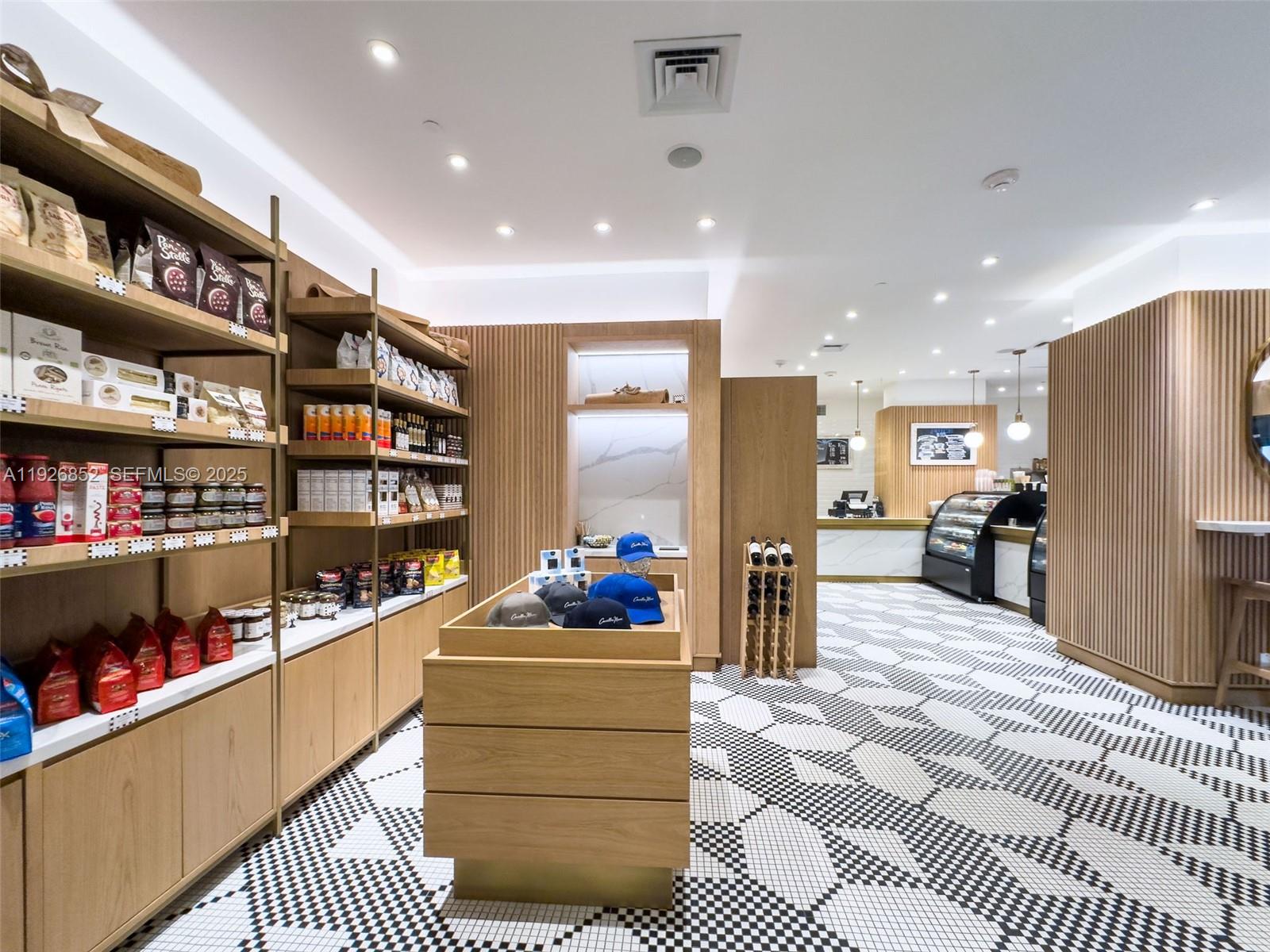 CENTRAL CARILLON BEACH - Residential