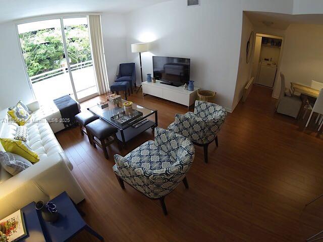 2775 NE 187th St 226