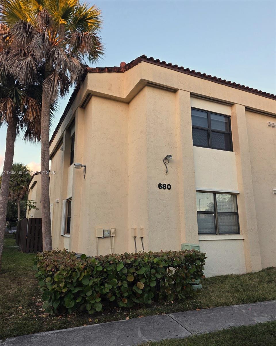 WEST GARDENS VILLAGE COND - Residential Lease