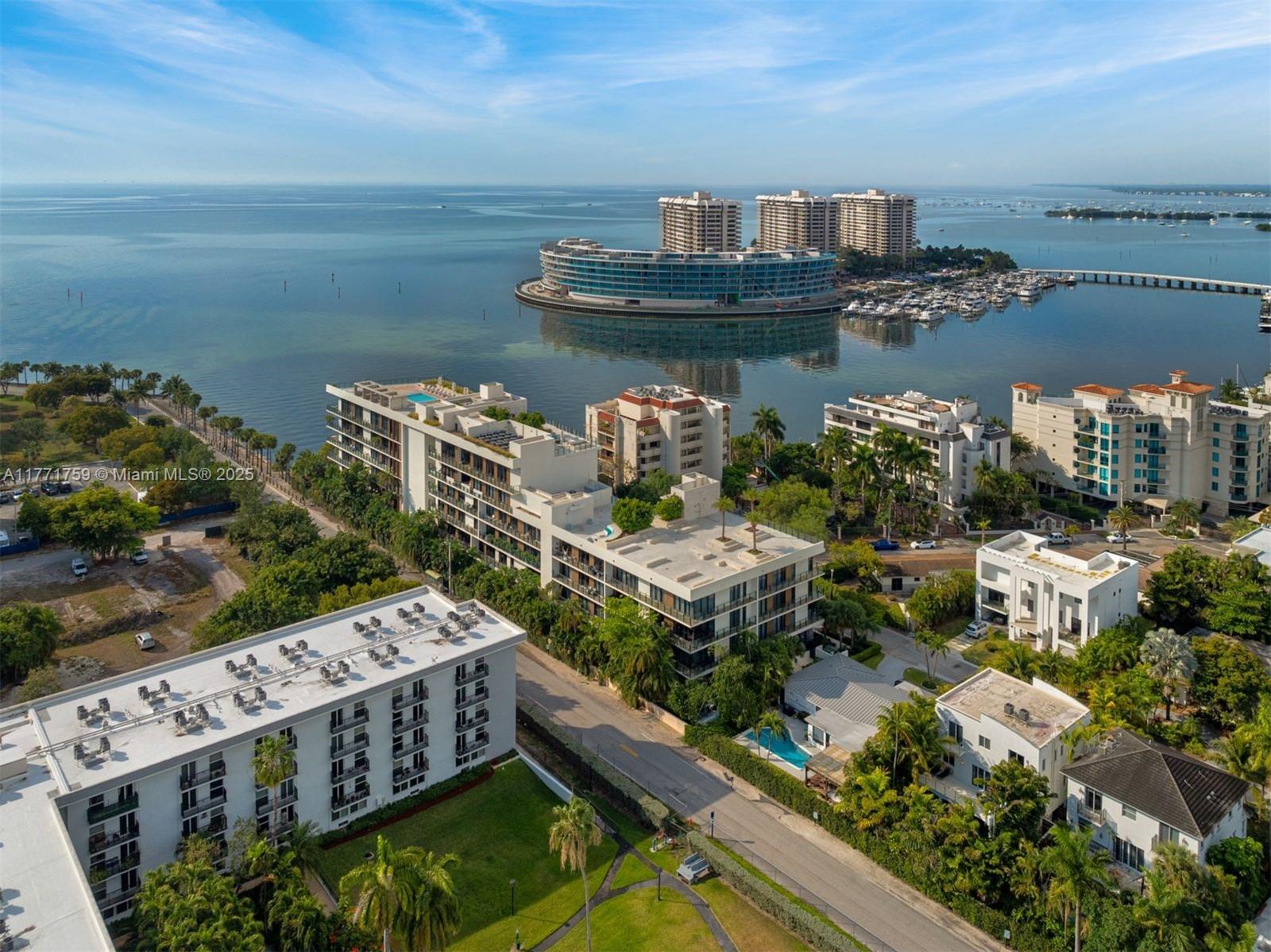BRICKELLS FLAGLER - Residential