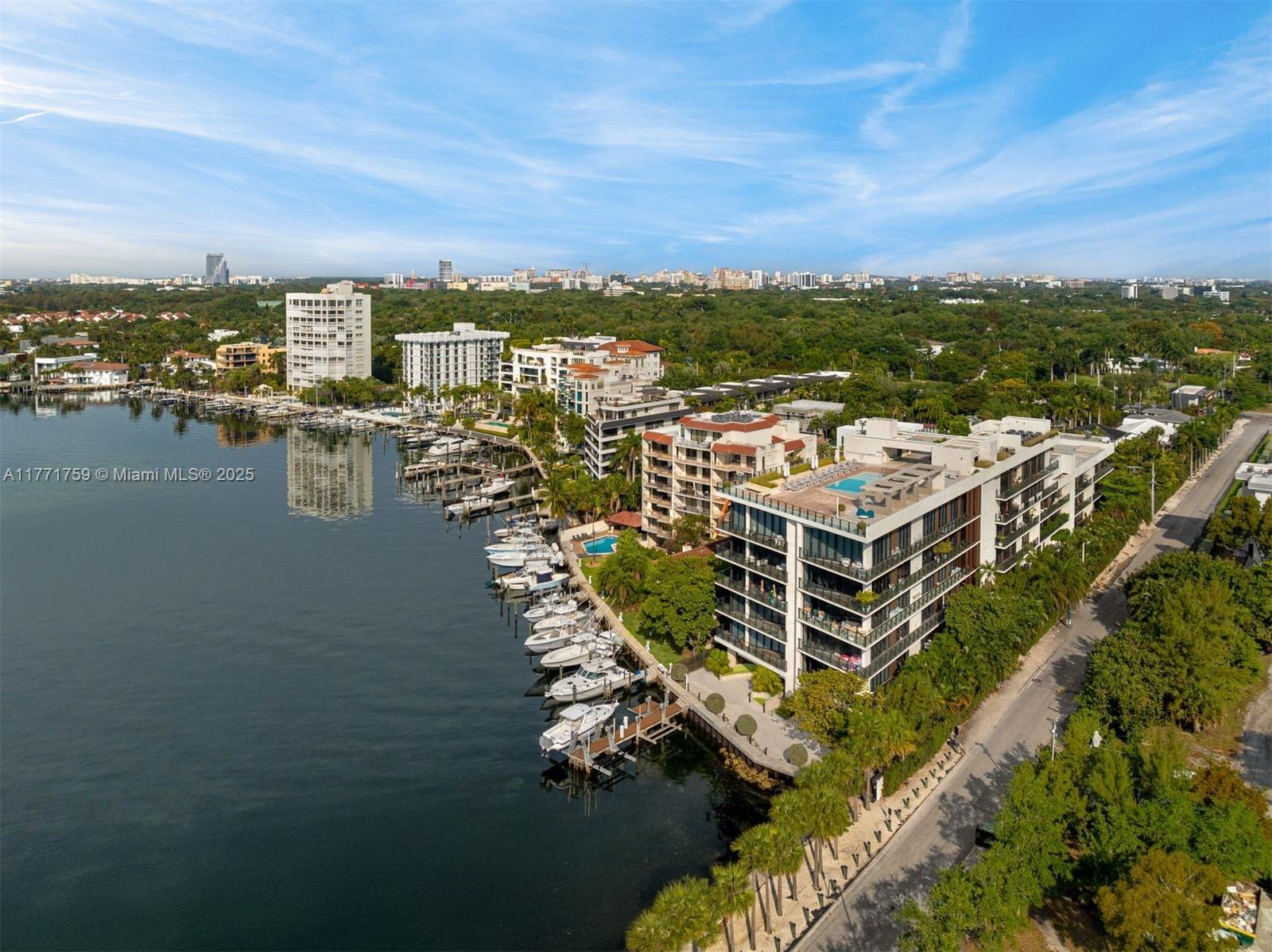 BRICKELLS FLAGLER - Residential