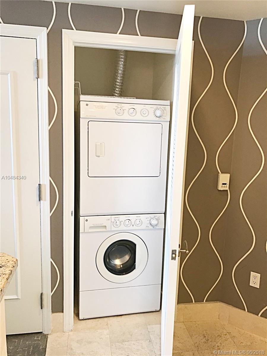 Fontainebleau - Residential