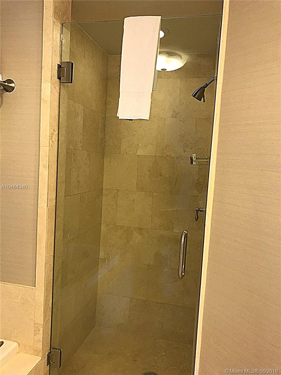 Fontainebleau - Residential