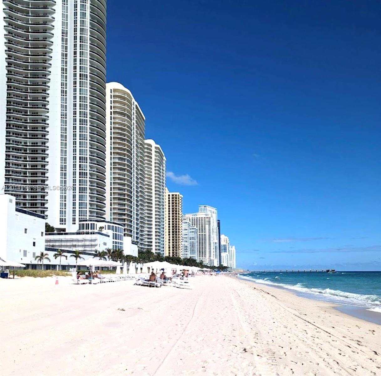 15901 Collins Ave 4107