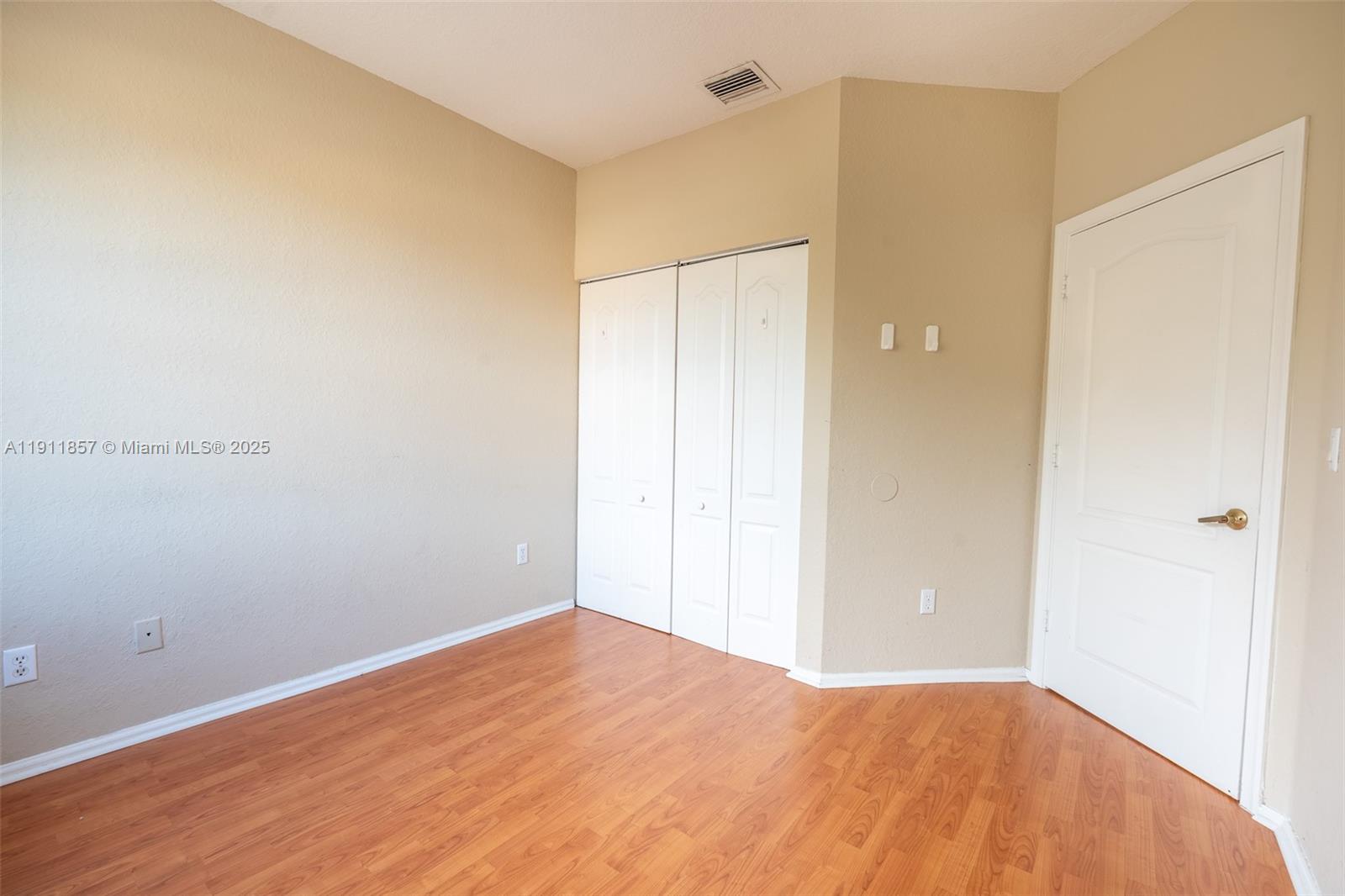 PORTOFINO LAKES - Residential Lease