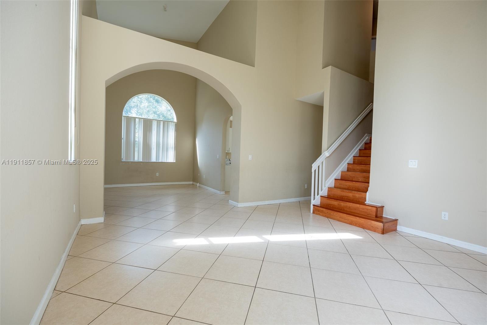 PORTOFINO LAKES - Residential Lease