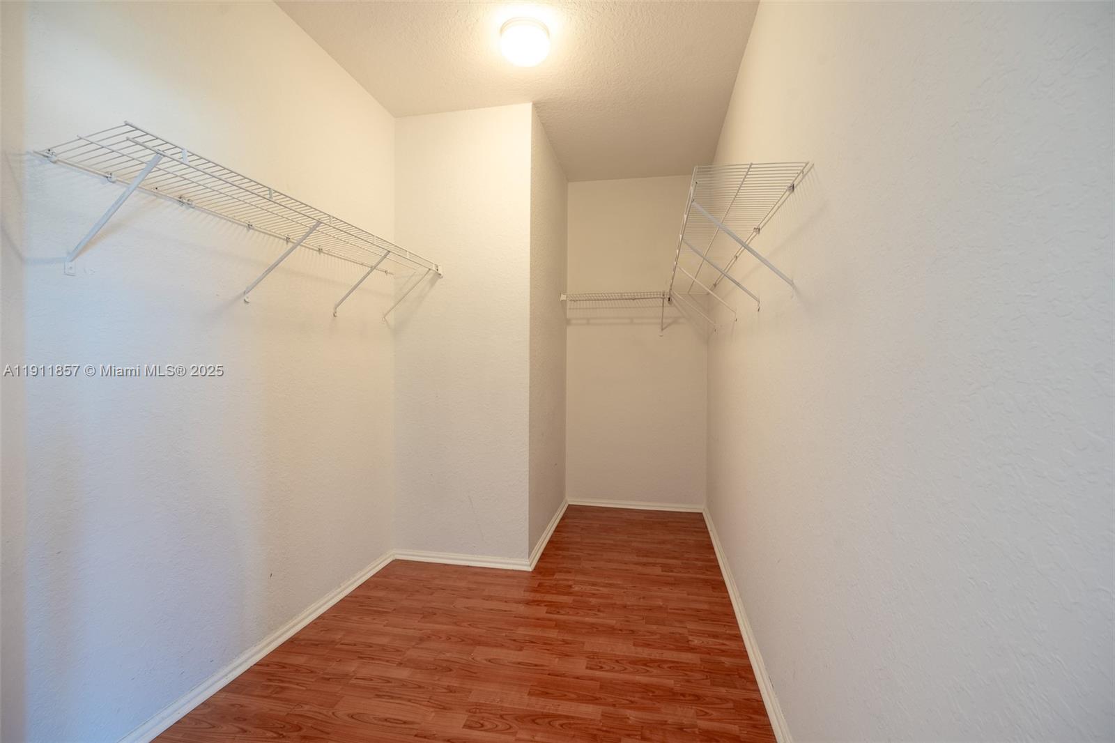 PORTOFINO LAKES - Residential Lease