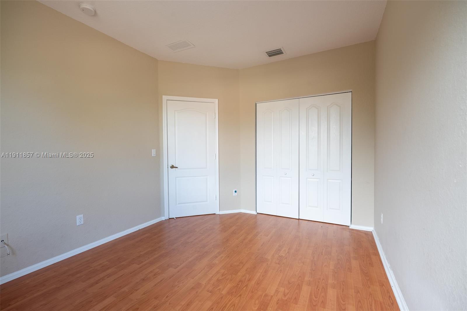 PORTOFINO LAKES - Residential Lease