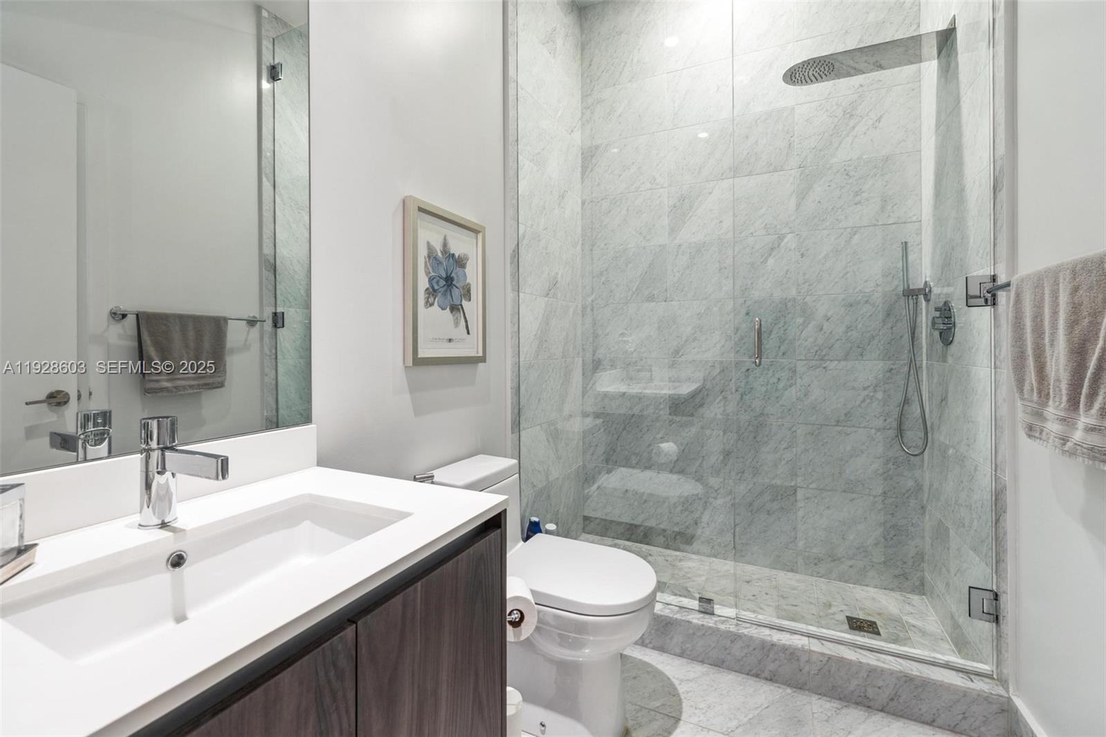 GRAN PARAISO CONDO - Residential