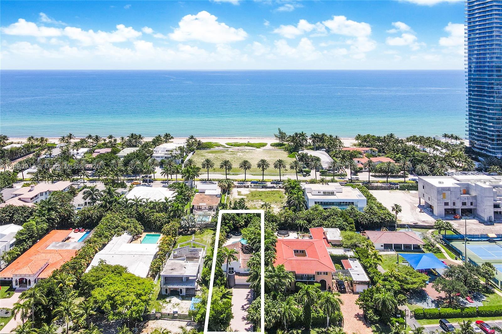 Property for Sale at 147 Golden Beach Dr, Golden Beach, Miami-Dade County, Florida - Bedrooms: 4 
Bathrooms: 3  - $3,975,000