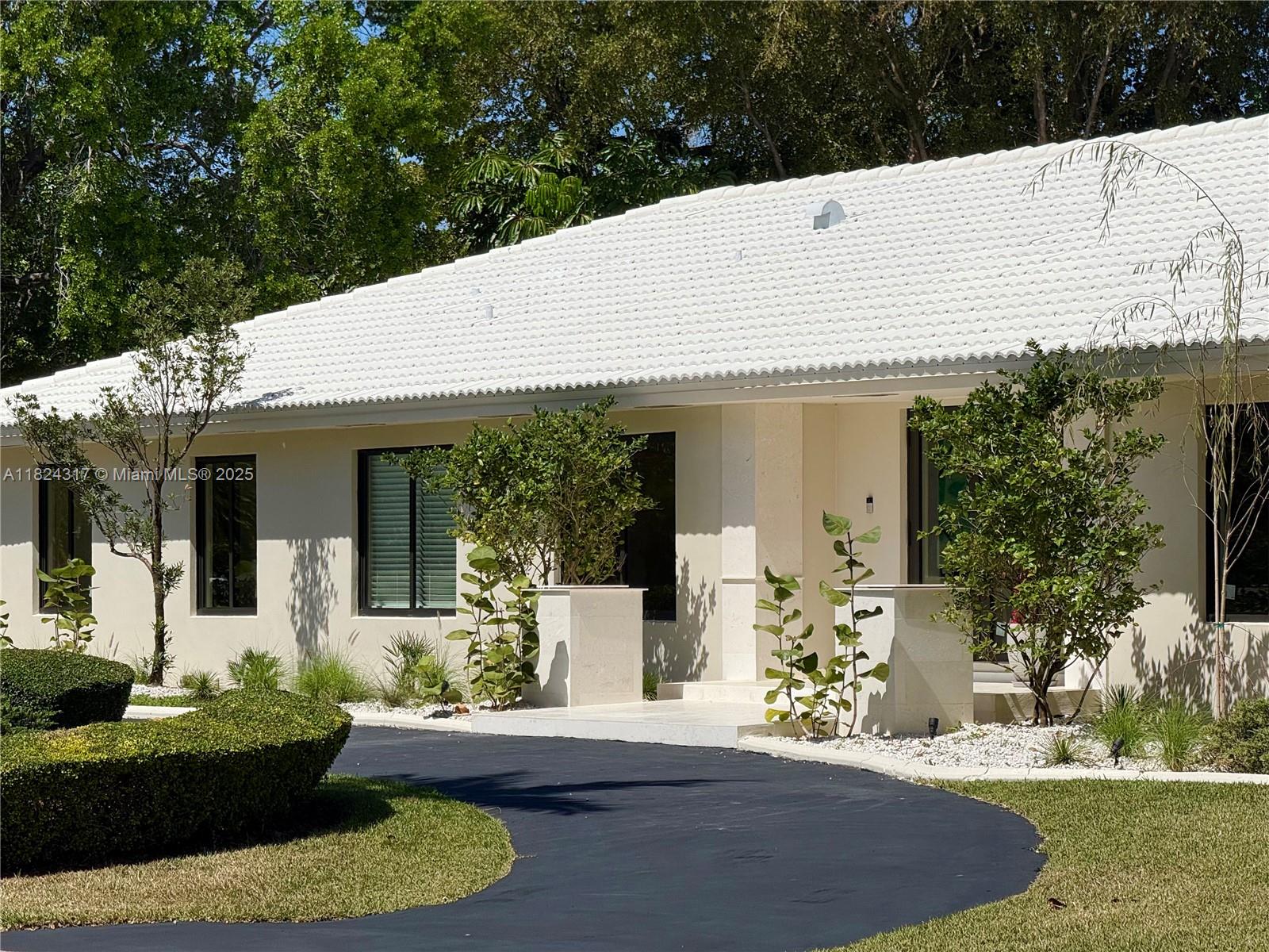 Property for Sale at 8845 Sw 176th Ter, Palmetto Bay, Miami-Dade County, Florida - Bedrooms: 4 
Bathrooms: 3  - $1,850,000