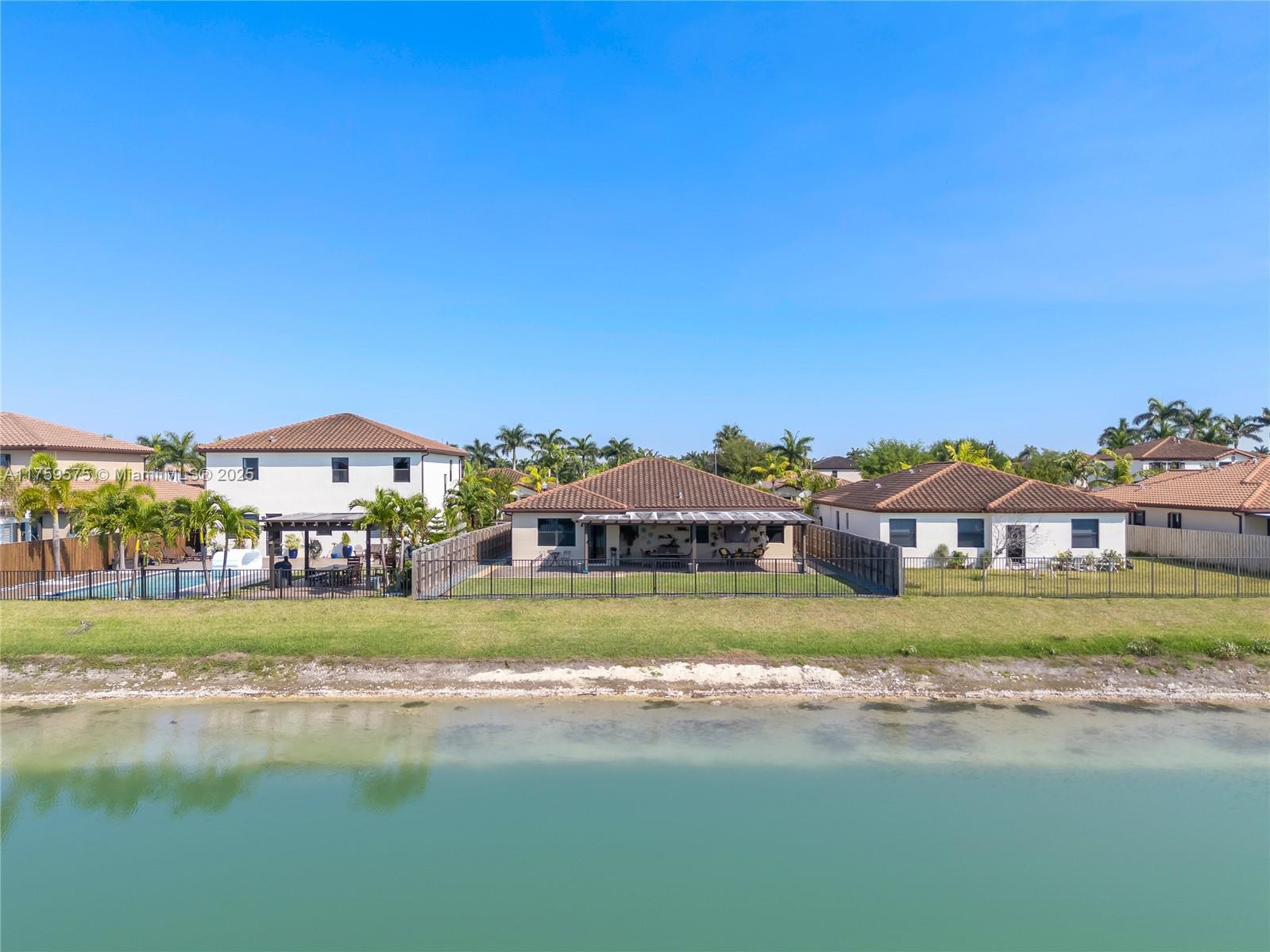 KINGMAN COMMONS - Residential