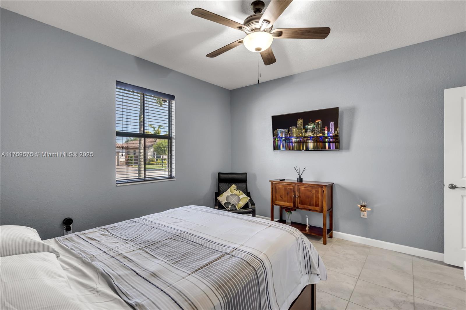 KINGMAN COMMONS - Residential