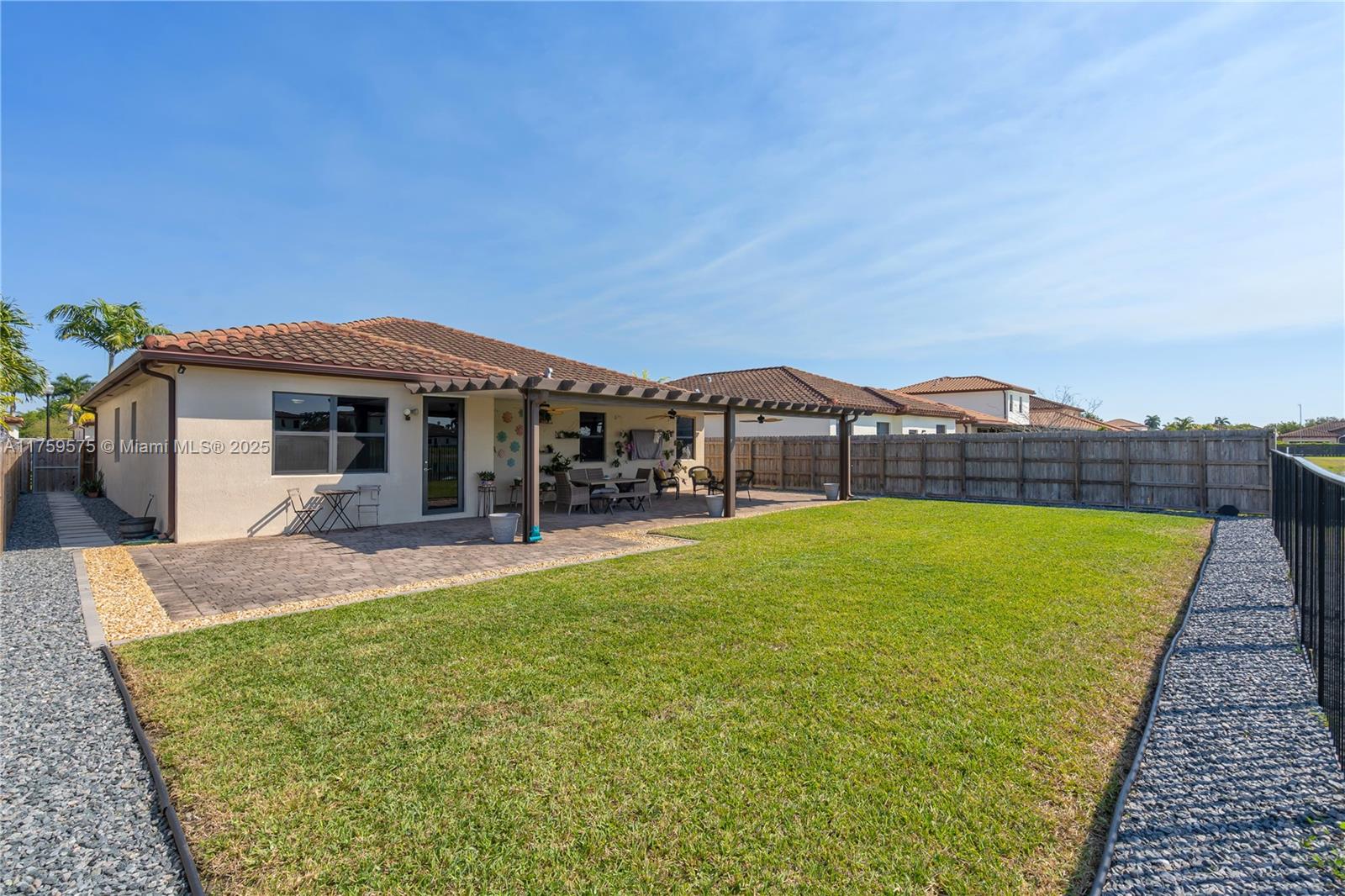 KINGMAN COMMONS - Residential