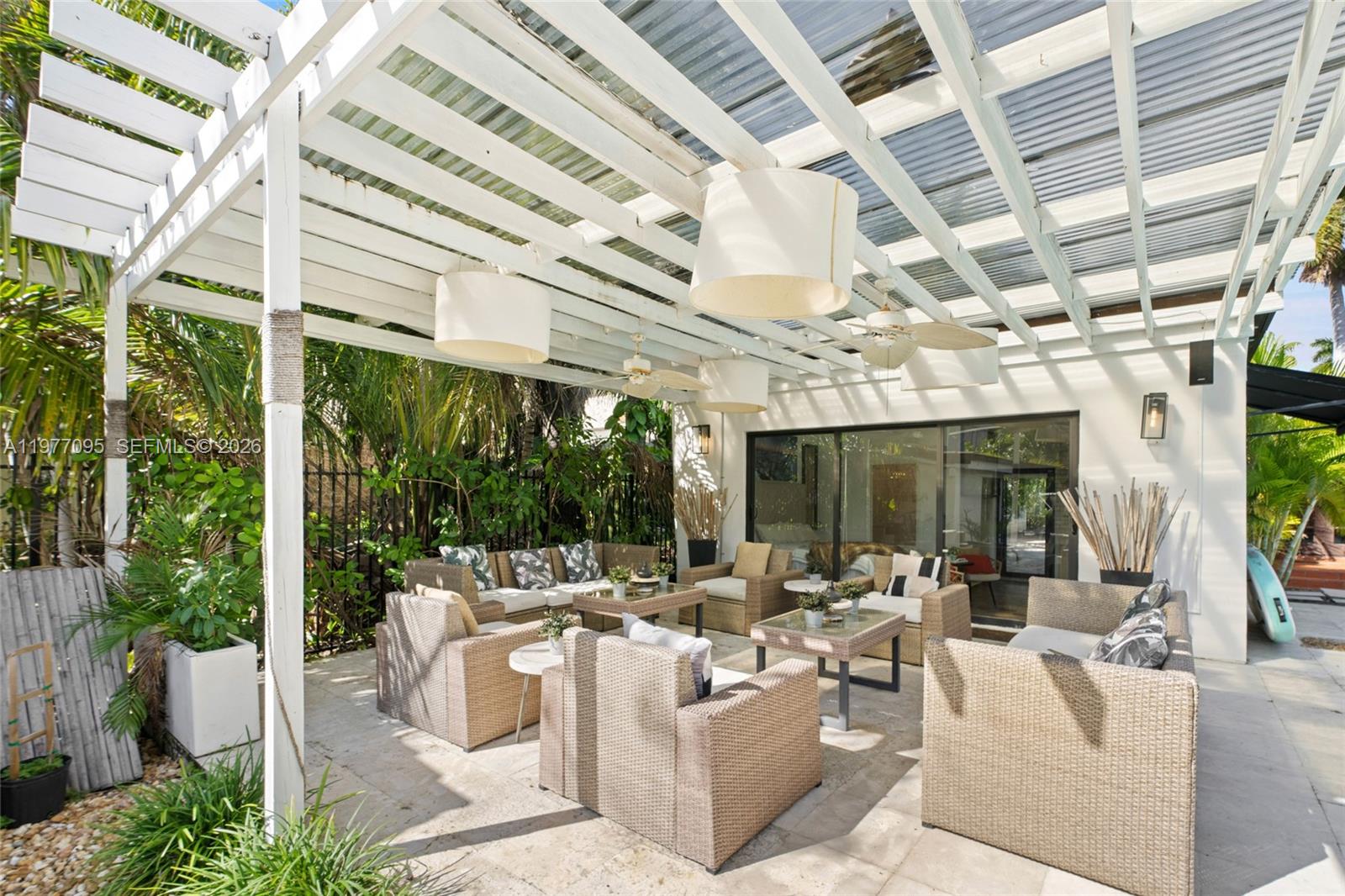 ADEMAR PARK AMD PL - Residential