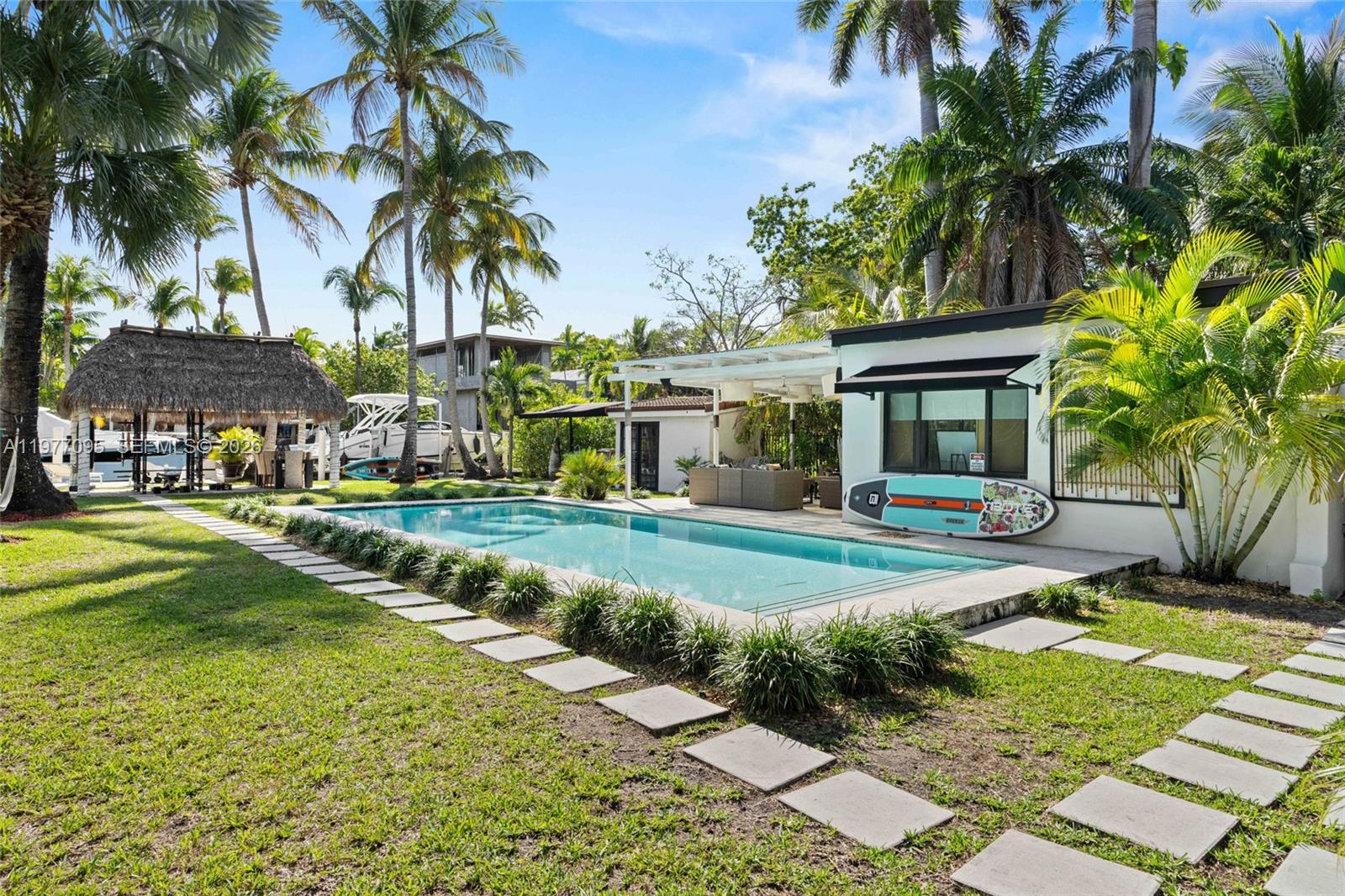 ADEMAR PARK AMD PL - Residential