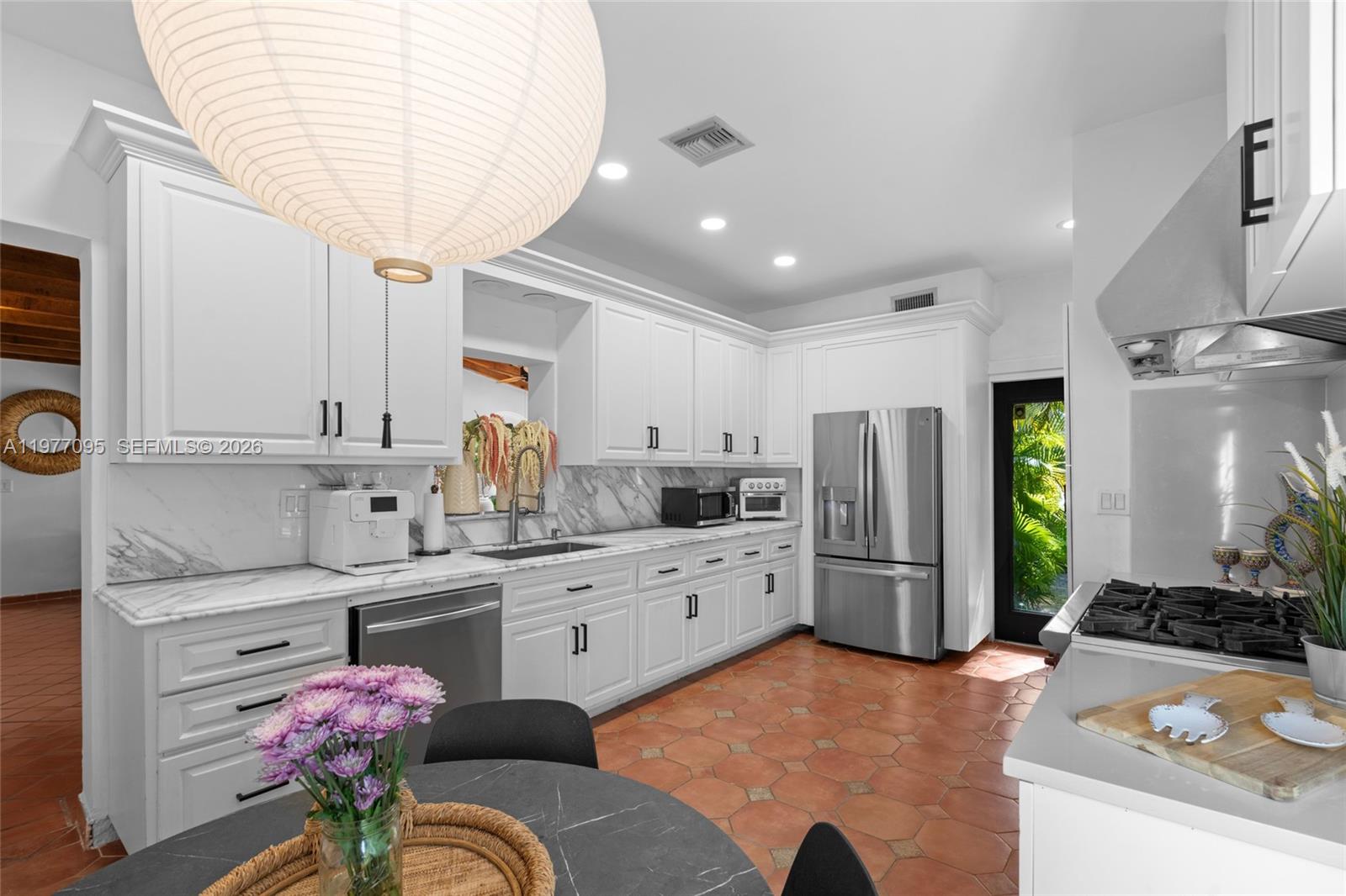 ADEMAR PARK AMD PL - Residential