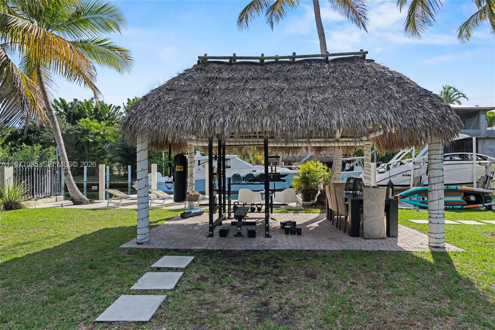 ADEMAR PARK AMD PL - Residential